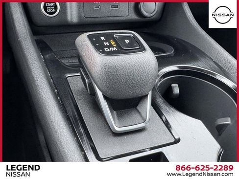 Used 2023 Nissan Rogue SV w/ SV Premium Package image 28