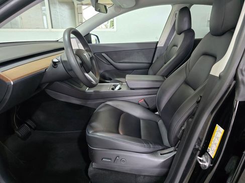 Used 2022 Tesla Model Y Long Range AWD/4WD image 22