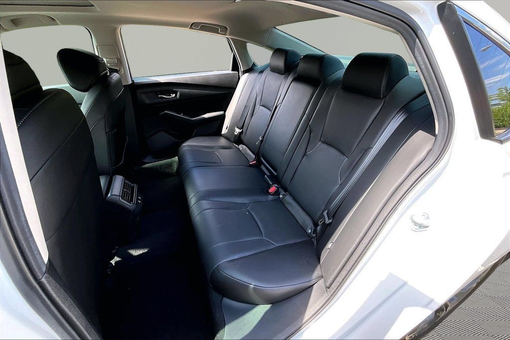 Used 2024 Honda Accord EX-L image 18