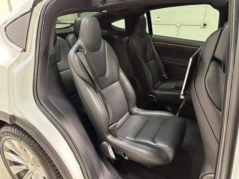 Used 2019 Tesla Model X Long Range AWD/4WD image 13