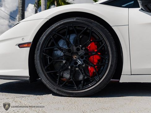Used 2026 Lamborghini Temerario AWD/4WD image 27