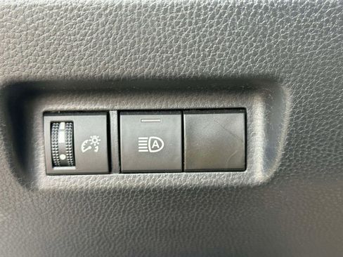 Used 2024 Toyota RAV4 XLE AWD/4WD image 20