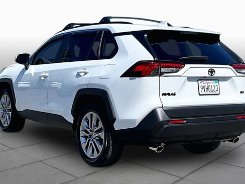 Used 2025 Toyota RAV4 XLE Premium FWD image 11