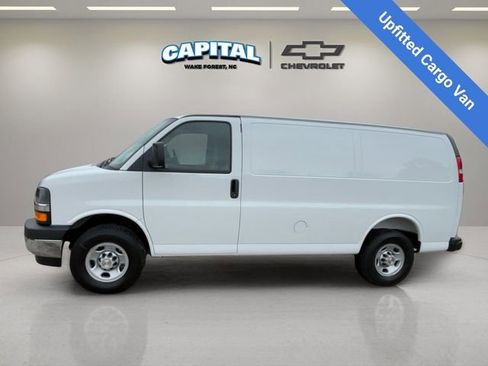New 2025 Chevrolet Express 2500 Work Van w/ Driver Convenience Package image 2
