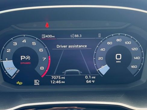 Certified 2025 Audi Q3 2.0T Premium w/ Convenience Package AWD/4WD image 8