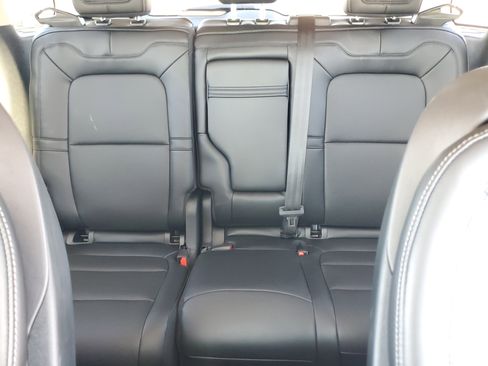 Certified 2024 Lincoln Corsair AWD w/ Equipment Group 101A image 19