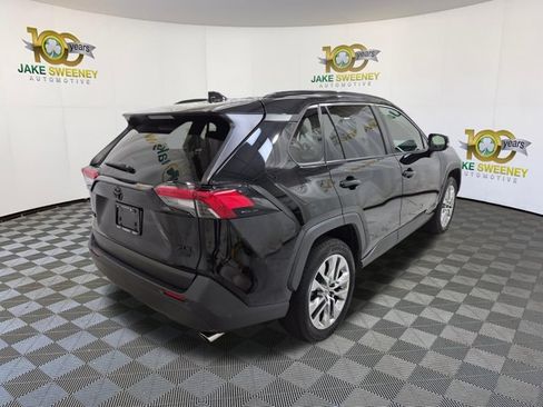 Used 2020 Toyota RAV4 XLE Premium AWD/4WD image 10