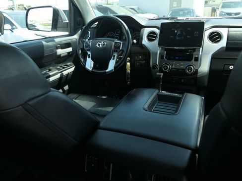 Used 2019 Toyota Tundra Limited w/ Limited Premium Package AWD/4WD image 27