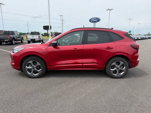 Used 2024 Ford Escape ST-Line w/ Tech Pack #1 AWD/4WD image 8