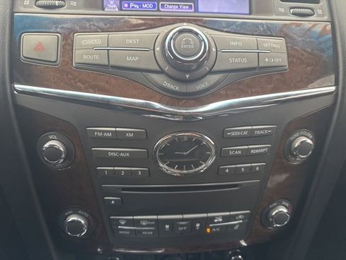 Used 2013 INFINITI QX56 4WD w/ Deluxe Touring Pkg image 21