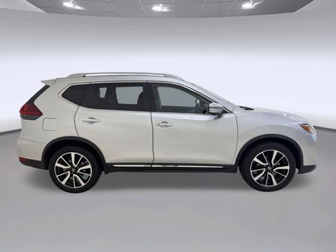 Used 2019 Nissan Rogue SL FWD image 8