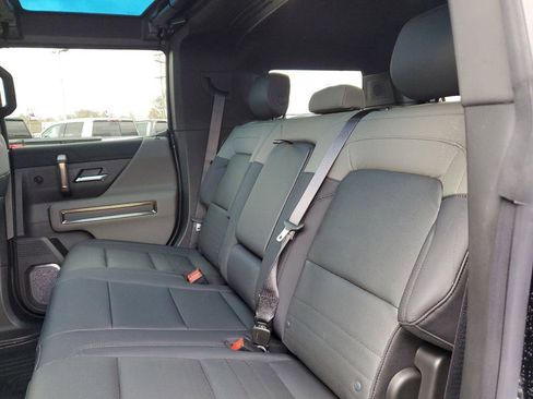 New 2025 GMC Hummer EV 2X image 10