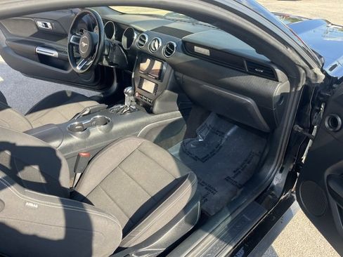 Used 2015 Ford Mustang Coupe w/ Equipment Group 051A image 29