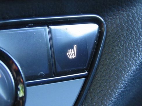 Used 2025 Honda HR-V Sport image 12
