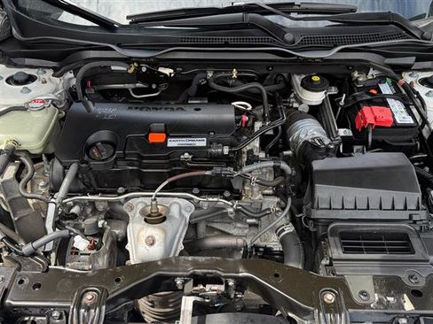 Used 2020 Honda Civic Sport image 7