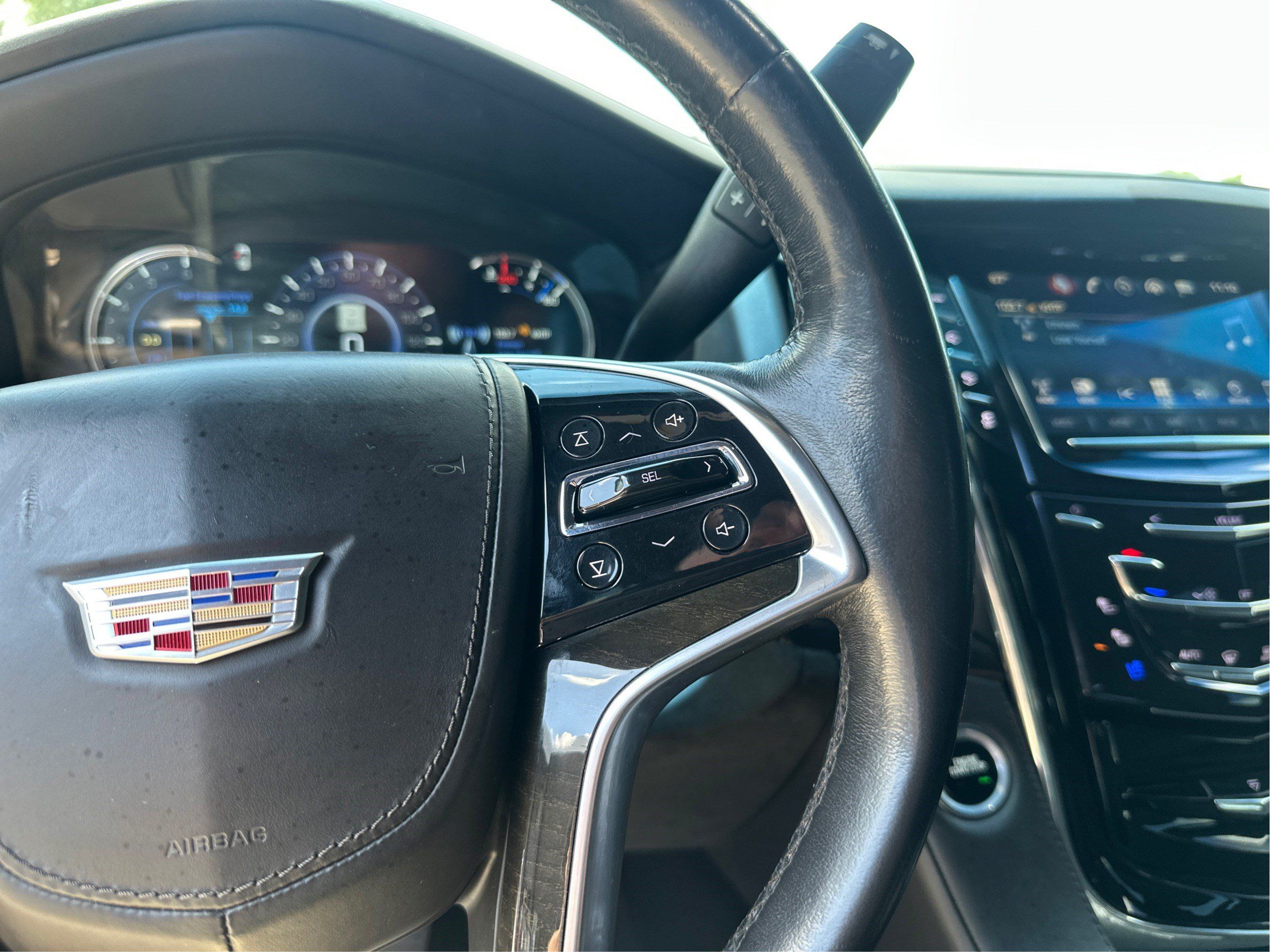 Used 2017 Cadillac Escalade Platinum AWD/4WD image 36