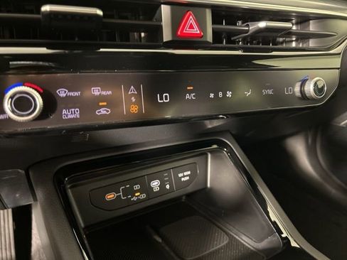 New 2026 Kia K5 GT-Line FWD image 32