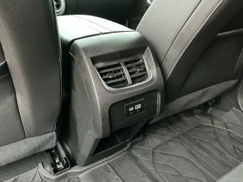 Used 2023 Chevrolet Blazer LT image 35