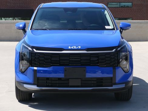 New 2026 Kia Sportage EX FWD image 9