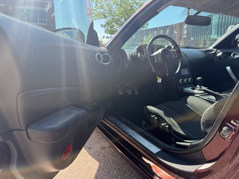 Used 2006 Nissan 350Z Enthusiast w/ (N93) Cargo Convenience Pkg RWD image 14