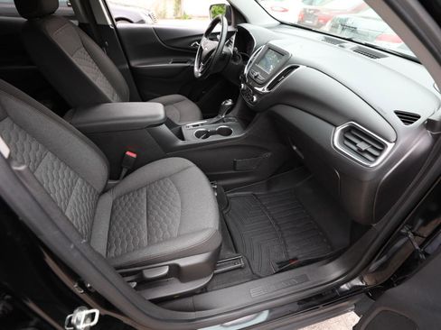 Used 2018 Chevrolet Equinox LT AWD/4WD image 8