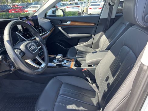 Used 2023 Audi Q5 2.0T Premium w/ Convenience Package AWD/4WD image 16