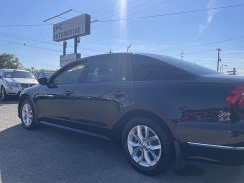 Used 2018 Volkswagen Passat 2.0T S FWD image 6