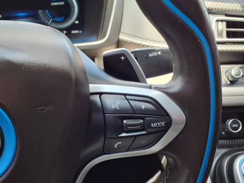Used 2019 BMW i8 Roadster AWD/4WD image 24