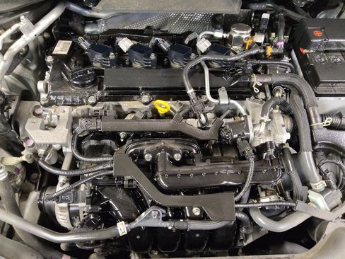 Used 2021 Toyota Corolla SE FWD image 30