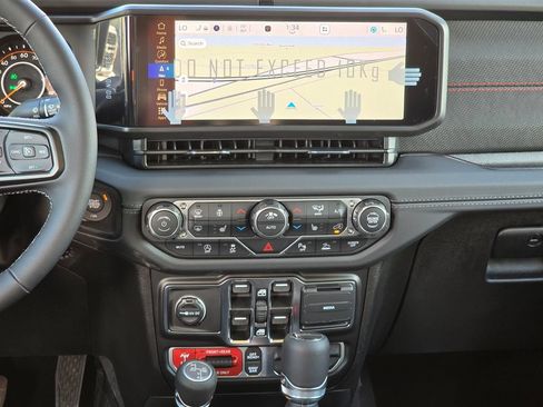 New 2026 Jeep Gladiator Rubicon AWD/4WD image 28
