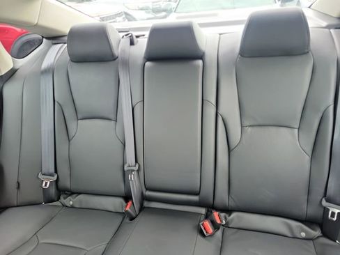 Used 2025 Honda Accord EX-L image 10