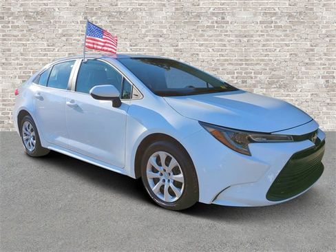 Used 2024 Toyota Corolla LE image 1