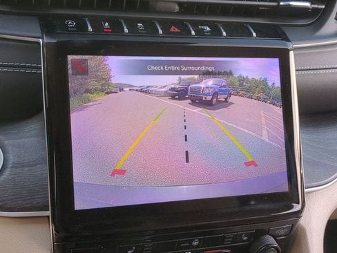 Certified 2021 Jeep Grand Cherokee L Limited w/ Trailer Tow Group (B) AWD/4WD image 14