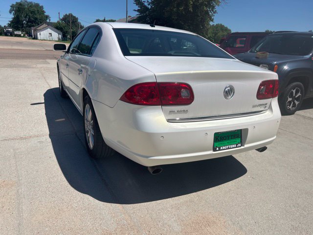 Used 2006 Buick Lucerne CXS w/ Driver Confidence Package FWD image 4