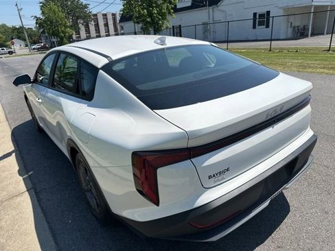 Certified 2025 Kia K4 FWD image 14