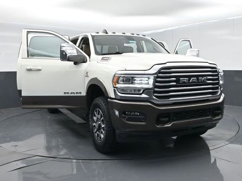 Used 2024 RAM 2500 Limited w/ Towing Technology Group AWD/4WD image 65