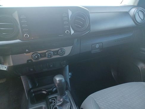 Used 2020 Toyota Tacoma SR RWD image 12