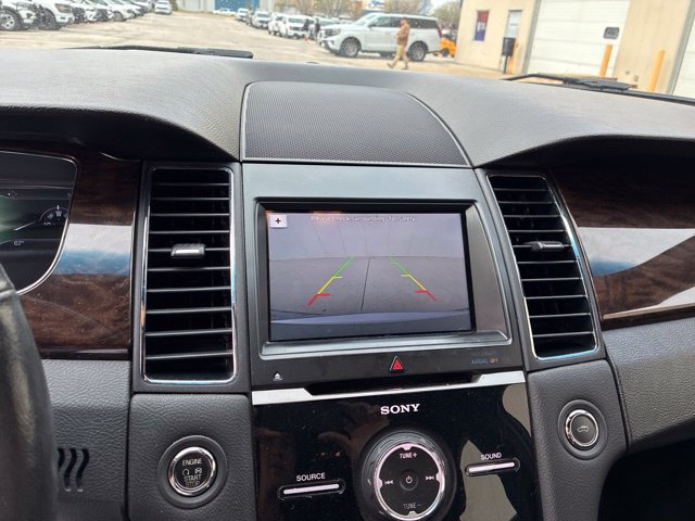 Used 2017 Ford Taurus Limited AWD/4WD image 24
