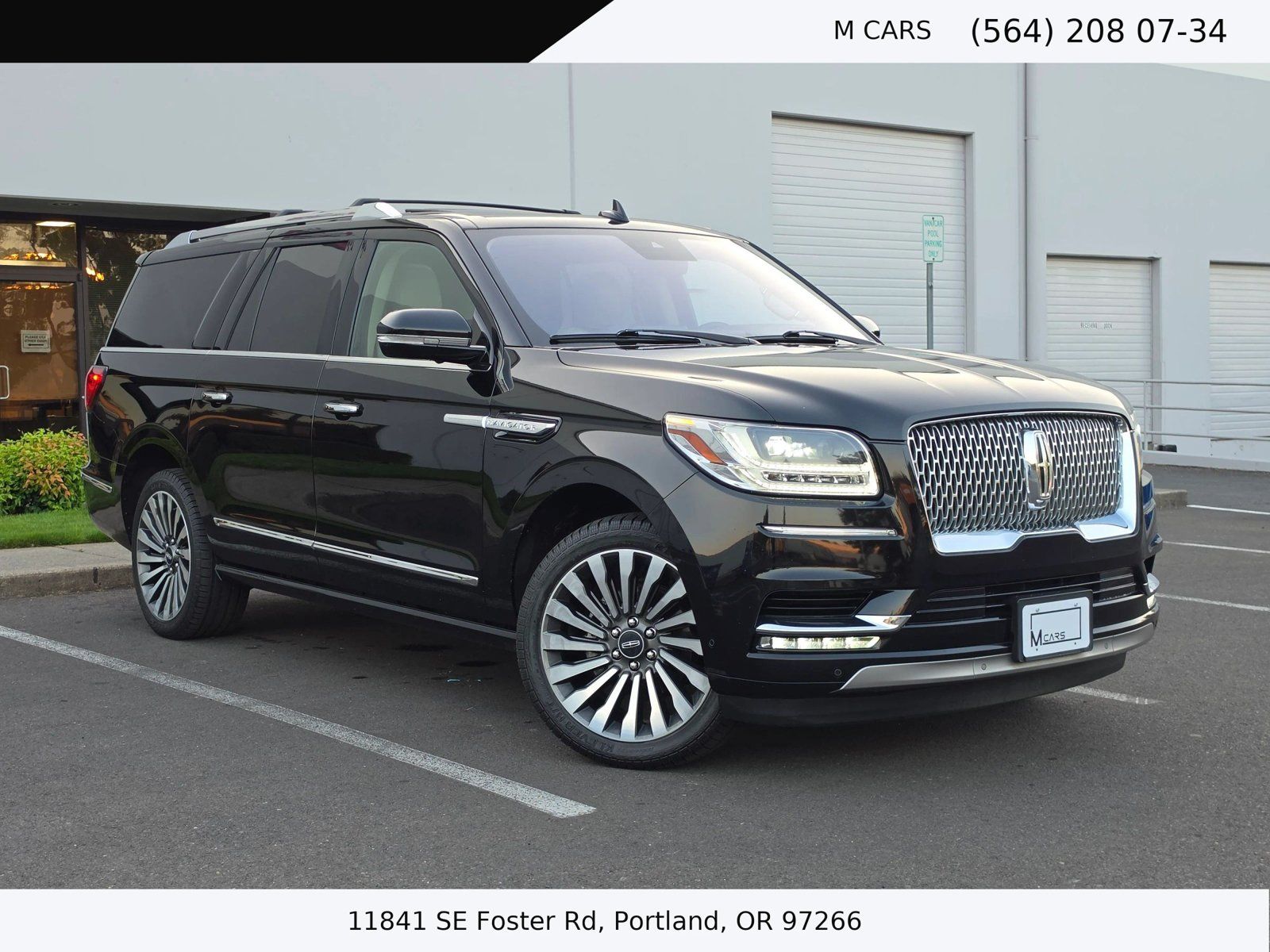 Used 2018 Lincoln Navigator L Reserve w/ Technology Package AWD/4WD image 8