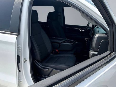 Used 2025 Chevrolet Silverado 1500 LT w/ Safety Package AWD/4WD image 31