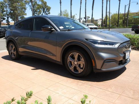 Certified 2023 Ford Mustang Mach-E Select RWD image 7