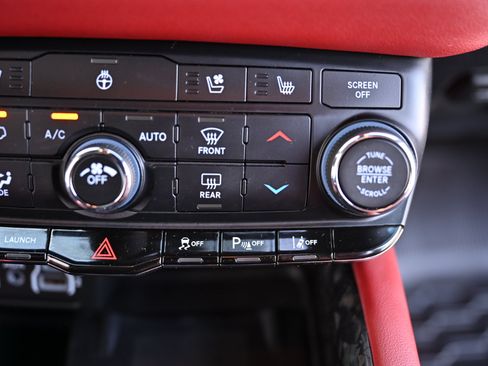 Used 2021 Dodge Durango SRT Hellcat w/ Premium Interior Group AWD/4WD image 38