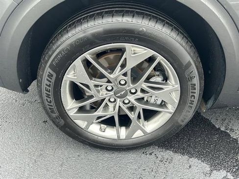 Used 2025 Genesis GV70 2.5T image 30