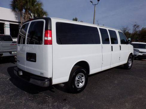 Used 2020 Chevrolet Express 3500 LT w/ LT Preferred Equipment Group image 7