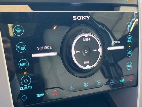 Used 2014 Ford Explorer Limited w/ Equipment Group 301A FWD image 22