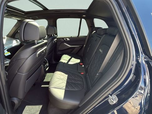 New 2026 BMW X5 xDrive40i image 16