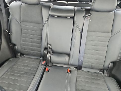 Used 2025 Mitsubishi Outlander SE AWD/4WD image 13
