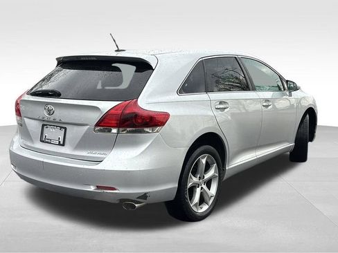 Used 2013 Toyota Venza XLE image 7