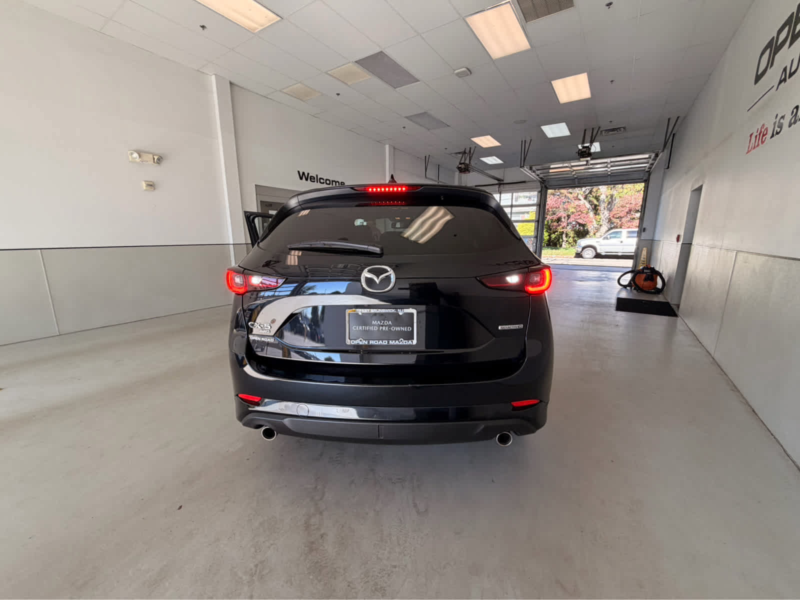 Certified 2024 MAZDA CX-5 AWD 2.5 S w/ Preferred Package image 10