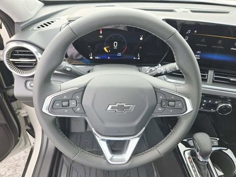 New 2026 Chevrolet Trax ACTIV w/ Driver Confidence Package image 15